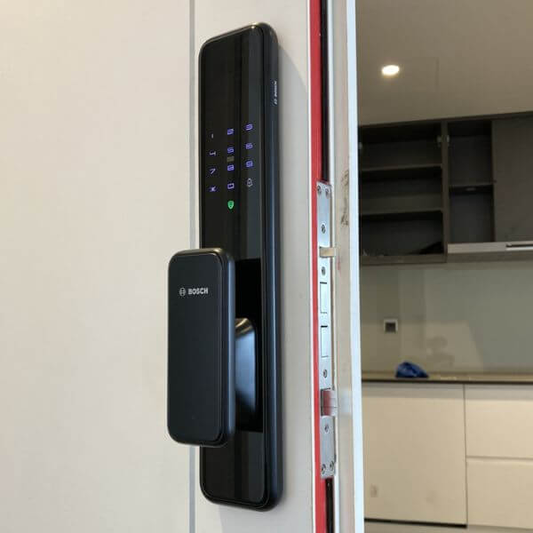 Outstanding Features of Bosch EL600F Smart Lock